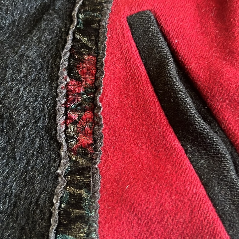 Gorgeous Vintage Coloratura Western Jacket Red Black Warm Small to Medium - Picture 7 of 16